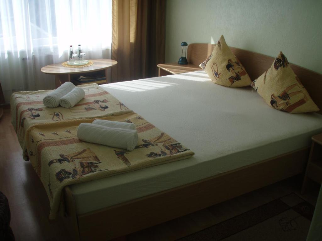 Park Hotel Ķekava מראה חיצוני תמונה